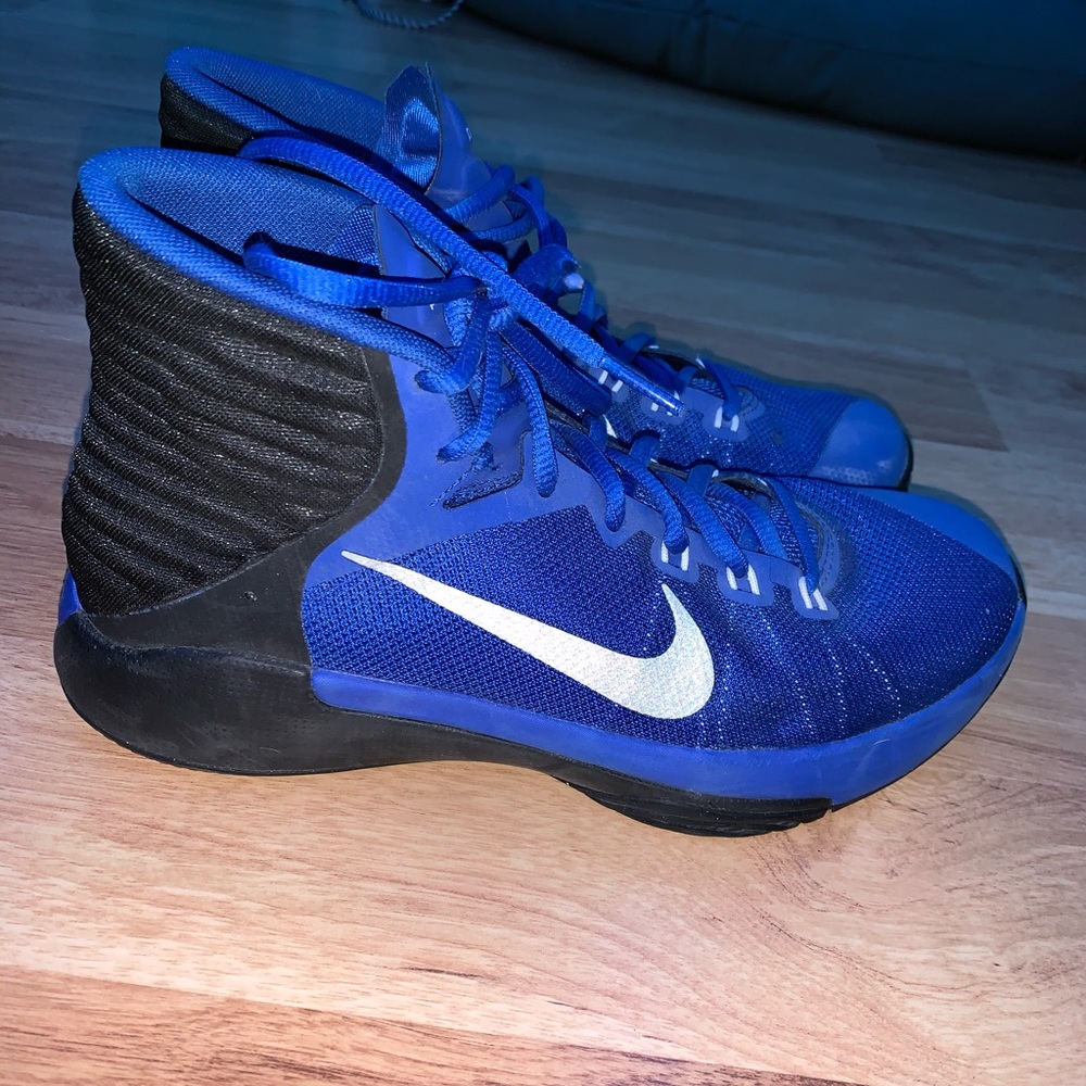 basketball shoes
